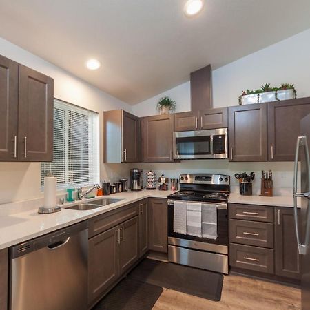 Modern&Stylish KING bed Wifi FREE Parking Apartment Spokane Valley Exterior foto